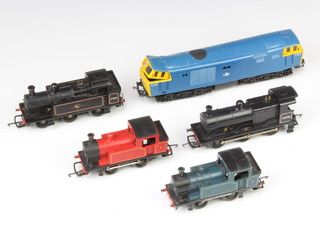 A Triang OO gauge tank engine R52, Triang tank engine R251, a blue Triang tank engine (buffer f), a red ditto and a Triang R758 double headed diesel locomotive (f)  
