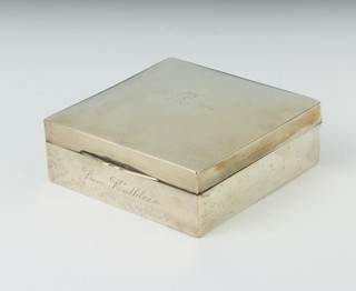 A silver square shaped cigarette box Birmingham 1922 8.5cm 