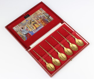 A set of 6 silver gilt teaspoons Birmingham 1972, 59 grams, boxed 