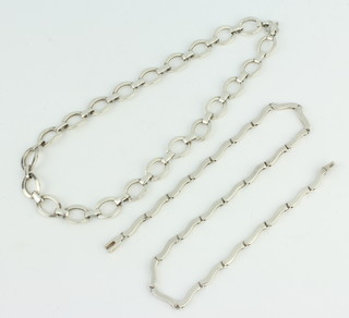 Two silver necklaces, 76 grams 