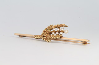 A 9ct yellow gold seed pearl bar brooch 4.1 grams 