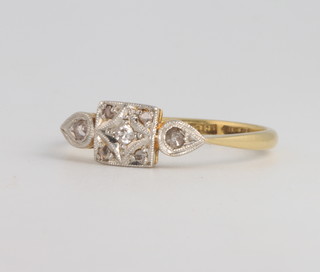 An 18ct yellow gold diamond ring, 2.2 grams, size N 