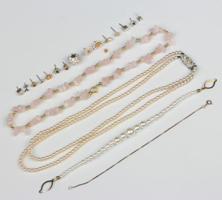 A rose quartz bracelet and minor costume jewellery 