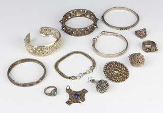 An African silver bracelet and minor silver jewellery 175 grams