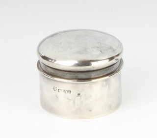 An Edwardian circular silver box and cover, Chester 1906, 50 grams