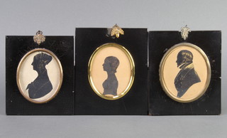 Victorian Miniature Silhouette Of A Gentleman In An Ebonised Frame 