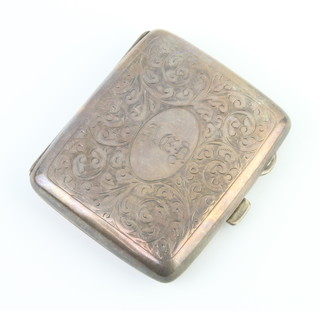 A silver engraved cigarette case Birmingham 1918, 88 grams 