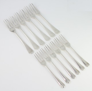 Six Edwardian silver dessert forks and 6 dinner forks with 3 prongs, Sheffield 1904, 590 grams 
