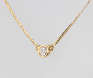 A 9ct yellow gold necklace set with a paste drop 40cm 