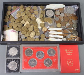 A quantity of mixed coinage and minor bank notes 