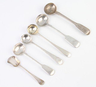 A Georgian silver mustard spoon (hallmarks rubbed) and minor spoons, 56 grams 