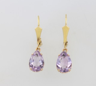 A pair of 9ct yellow gold amethyst earrings 2.1 grams 