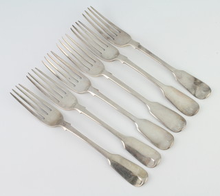 A set of 6 Victorian silver Old English dinner forks, mixed dates, 450 grams 