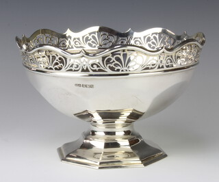 An Edwardian octagonal silver pedestal bowl with pierced rim, Sheffield 1910, maker Roberts and Belk, 22cm, 598 grams 