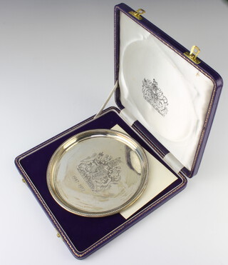 A silver salver with 1947-1972 engraved crest, 20cm, 282 grams, cased 