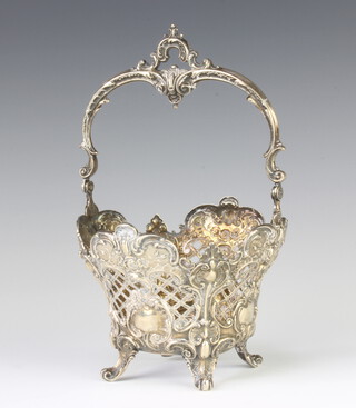 An 800 standard pierced and repousse swing handled basket raised on scroll feet, 180 grams 
