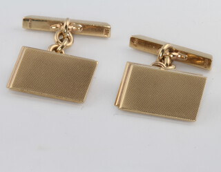 A pair of 9ct yellow gold rectangular cufflinks, 18 grams