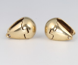 A pair of 9ct yellow gold hoop earrings, 5.9 grams