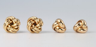 Two pairs of 9ct yellow gold knot ear studs 4.4 grams