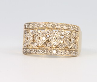 A 9ct yellow gold diamond ring size Q, 3.8 grams 