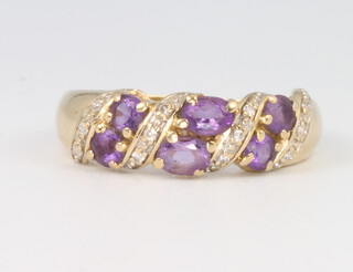 A 9ct yellow gold amethyst ring size M 2.8 grams