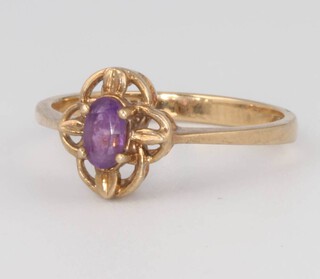 A 9ct yellow gold amethyst ring, size M, 1.7 grams