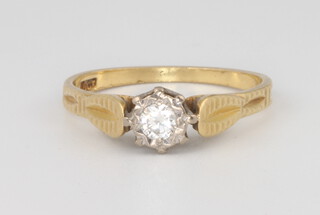 An 18ct yellow gold single stone diamond ring, size P, 3.6 grams 
