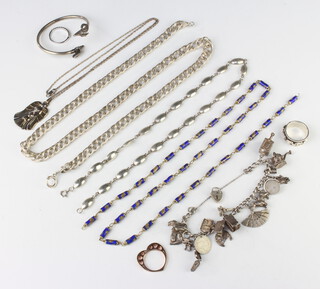 A silver necklace and minor silver jewellery 186 grams