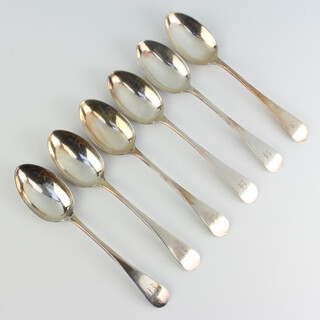 A set of 6 silver dessert spoons with engraved monogram, Sheffield 1920, 285 grams 