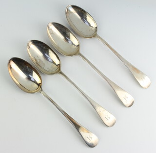 A set of 4 silver table spoons with engraved monogram Sheffield 1919 and 1920, 300 grams 