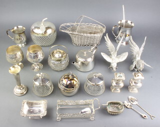 A silver plated mug and minor plated wares 