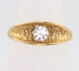 An 18ct yellow gold single stone diamond ring size L, 5 grams
