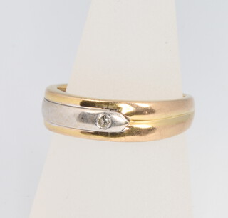 A 9ct yellow gold diamond ring, 3 grams, size P 1/2