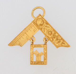 A 9ct yellow gold Masonic jewel, 2.5 grams 
