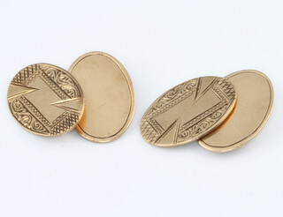 A pair of 9ct yellow gold engraved cufflinks 6.4 grams