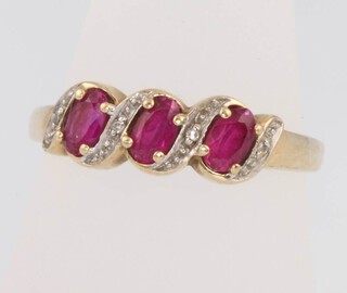 A 9ct yellow gold ruby and diamond ring size S, 2.1 grams 