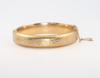 A 9ct yellow gold hollow bangle, 20 grams 