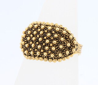 An 18ct yellow gold bead decorated ring, size J 1/2. 4.4 grams 