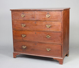 A Victorian mahogany chest of 2 short and 3 long drawers with brass escutcheons and swan neck drop handles, raised on bracket feet 101cm h x 109cm w x 52cm d 