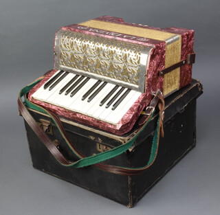 A La Divina accordion with 12 buttons 