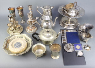 A silver plated tea set and minor plated wares 