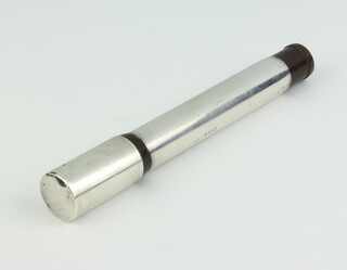 A silver pen holder, London 1919, 12cm 