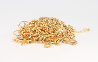 A quantity of 9ct yellow gold necklaces, 35 grams 