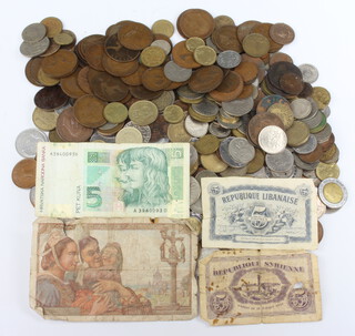 A quantity of mainly European coins and bank notes 