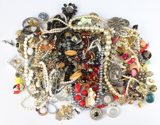 A quantity of costume jewellery including necklaces 