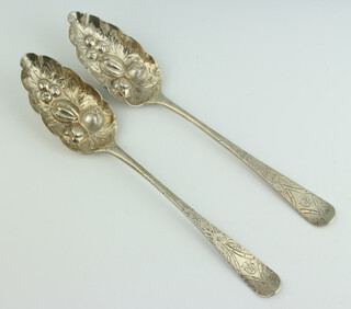 A pair of George III embossed Scotts silver berry spoons, Edinburgh 1816, 122 grams  