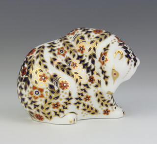 A Royal Crown Derby Imari pattern paperweight of a bear with silver stopper, base marked LX1 (second) 8cm 