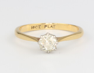 An 18ct yellow gold single stone diamond ring 0.4ct, size J 1/2