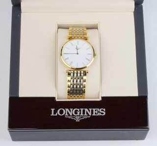 A gentleman's Longines wristwatch with Roman numerals and with 2 colour metal integral bracelet 