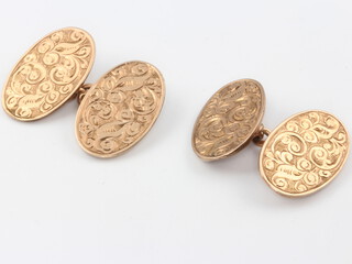 A pair of 9ct yellow gold engraved cufflinks 5.1 grams 
